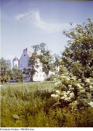 Schloss Spyker, 1650 zur heutigen Form von Wrangel umgebaut