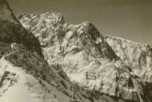 Kaisergebirge bei Kufstein. Blick zum Ellmauer-Halt (2344 m), Gamshalt (2255 m) und Roßkopf (1593 m)