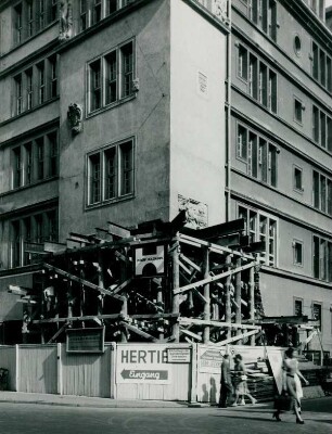 Hochbauten und Tiefbauten, 1951-1952
