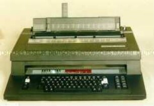 Schreibmaschine "Robotron S 6130"