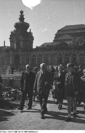 Dresden, Altstadt, Zwinger, Impressionen, u.a. Herkules Saxonicus vom Wallpavillon