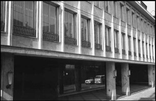Freiburg: Fensterfront, neue IBM Räume im Hause Dietler