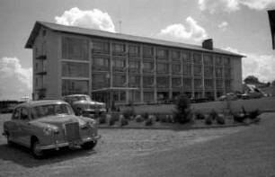 Höchenschwand: Schwarzwald-Höhensanatorium; Außenansicht von Westen