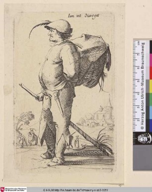 [Mann mit Rucksack; Standing man in right profile carrying backpack]