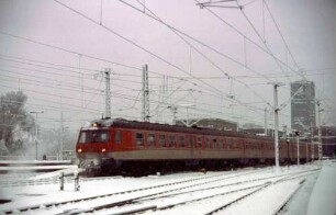 Stuttgart Hbf. Gleis 12 VT 614 044 E S-CR