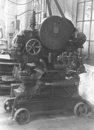 [Bild 11] Werkzeugmaschine : Heidenau (Kreis Pirna), Rudolf-Breitscheid-Straße 29. VEB Elbtalwerk Heidenau. Werkzeugmaschine
