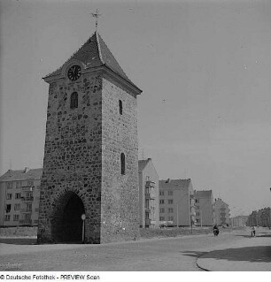 Zerbst. Dornburger Tor, auch Breitestraßentor (1401/1500), Stadtseite