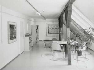 Kunst Haus Dresden : Dresden-Neustadt: Kunst Haus Dresden, Rähnitzgasse 8. Vorraum im Dachgeschoss