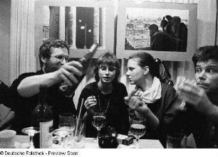 Eröffnung einer Ausstellung mit Fotografien von Roger Melis