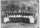 Gruppenaufnahme des Militärvereins Inzigkofen anlässlich des 50. Stiftungsfestes am 17. Juli 1927; in der ersten Reihe sitzend, 2. von rechts Direktor Anton Bumiller