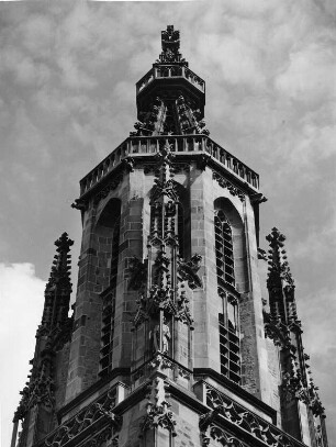 Meisenheim. Schlosskirche (Ehemalige Johanniterkirche) (1479-1504; Philipp von Gmünd, 1766-1770 und 1877-1880). Turm