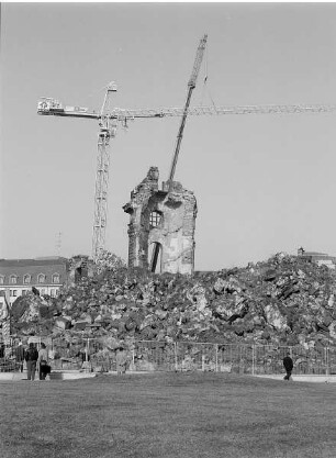 Dresden, Kranmontage, 1993