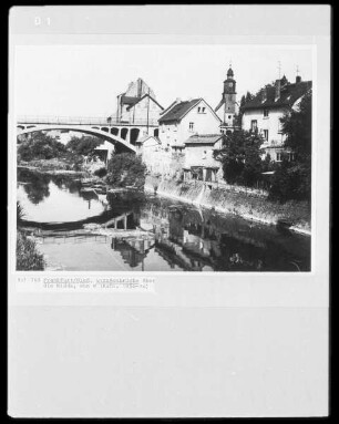 Straßenbrücke über die Nidda