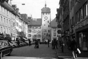 Waldshut: Hauptstraße mit Torturm
