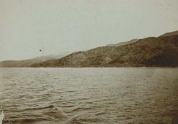 Marginal mountains on the west coast of the Tanganyika