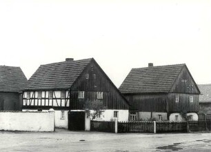 Bauernhof in Schmerlitz : Bauwesen - Wirtschaftsgebäude und Gehöfte. Ort: Smjerdźaca / Schmerlitz. Haus Nr. 11 und 12