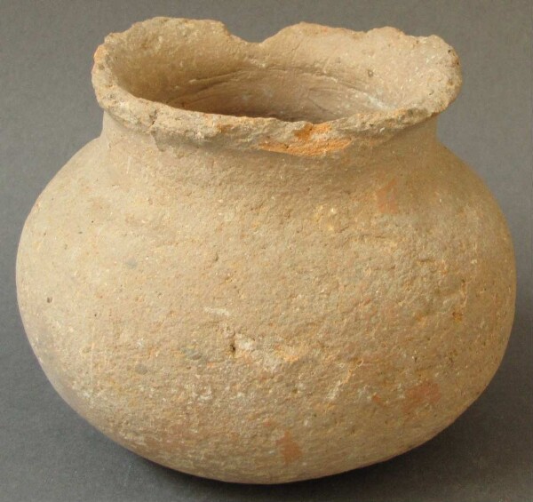 Clay vessel