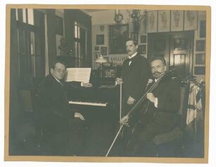 Max Reger mit Reger-Trio