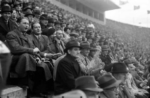 Berlin: Reichssportfeld; Fußballpublikum