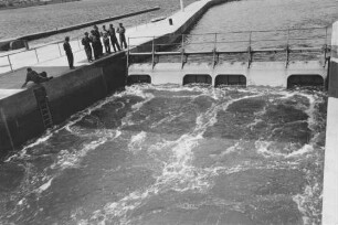 Drehsegmenttor Schleuse Koblenz/Mosel