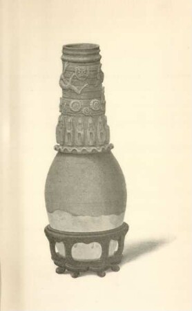 Vase of early Sung-Ju-Yao with bright green finley crackled thick glaze