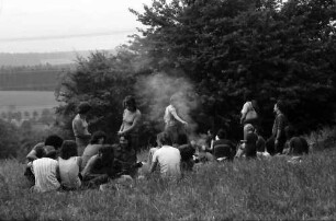 Hohe Flum, Dinkelberg: Jugendgruppe beim Abkochen