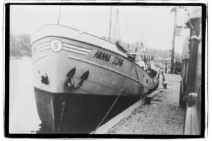 Hanna Suhr (1915), Robert Suhr, Hamburg