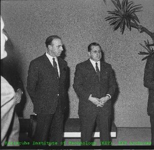 Besuch des Bürgermeisters und der Gemeinderäte von Leopoldshafen in der neuen Kantine (KANT) des Kernforschungszentrums Karlsruhe (KfK)