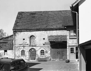 Limburg, Bahnhofstraße (Eschhofen) 1, Bahnhofstraße (Eschhofen) 1a