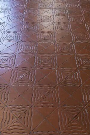 Geometrisch ornamentierter Fußboden