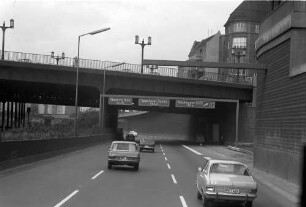 Berlin; Wilmersdorf: Stadtautobahn unter dem Kaiserdamm