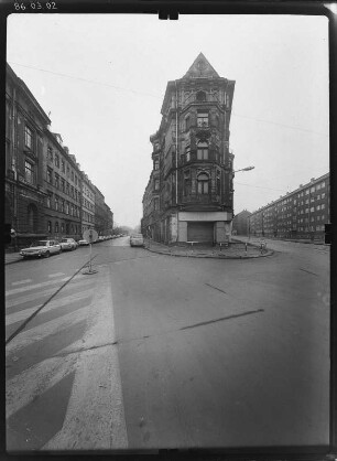 Dresden-Altstadt, Schweriner Straße 48. Wohn- und Geschäftshaus (um 1890). Eckansicht