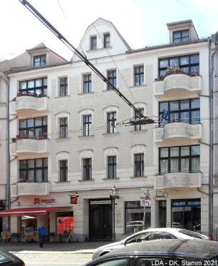 Wohn- und Geschäftshaus; Berlin, Treptow-Köpenick