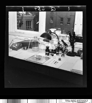 Paf techn. Herstellung, Arbeitsplatz 2, Foto 1983