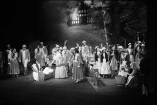 Szenenbilder aus "Schwarzer Peter", Oper für kleine und große Leute nach dem niederdeutschen Märchen "Erica" von Heinrich Traulsen mit Musik von Norbert Schultze, Libretto von Walter Lieck. Städtische Oper Berlin, 04.12.1959