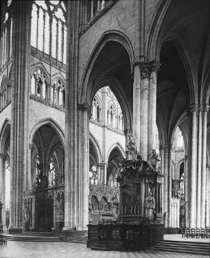 Amiens, Kathedrale, Blick in den Chor