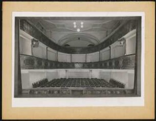 Stadttheater in der Cölestinerinnen-Kirche, Steyr: Ansicht Zuschauerraum