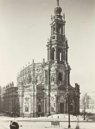 Katholische Hofkirche