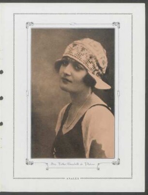 [Fotografía de] Sra. Esther Garabelli de Platero