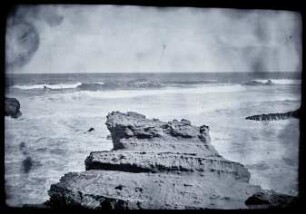 Felsen und Brandung vor Biarritz