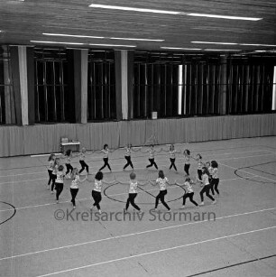 Kreissportverband Stormarn e.V.: Stormarnhalle: Sportschau: Tanzaufführung des Hoisbütteler Sportverein von 1955 e.V.