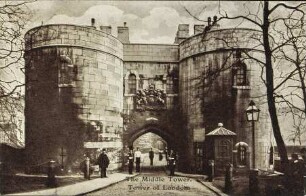 The Middle Tower. Tower of London.
