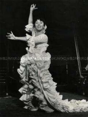 Flamenco-Tänzerin auf der Jubiläumsrevue im Tempodrom