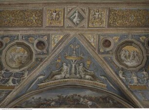Gewölbedekoration all'antica, Brunnen flankiert von Personifikationen des Nil, Tropaion und Pfaun