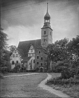 Katholische Pfarrkirche Sankt Trinitatis