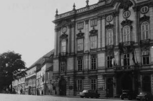 Erzbischöfliches Palais (16. Jahrhundert, spätere Umbauten)