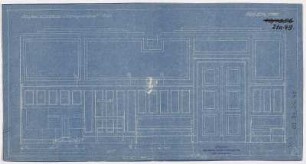 Sitzungszimmer [Ansicht kl. Tischen, Wandbänken und Eingangstür]