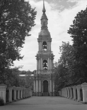 Nikolaus-Marine-Kathedrale — Glockenturm