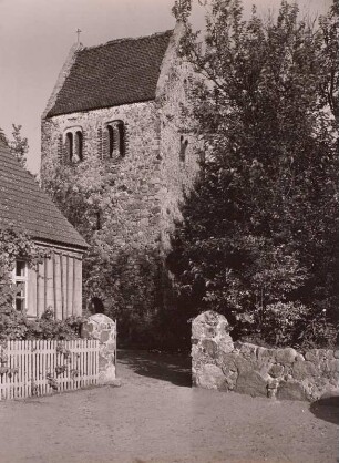 Kirche, Zaue