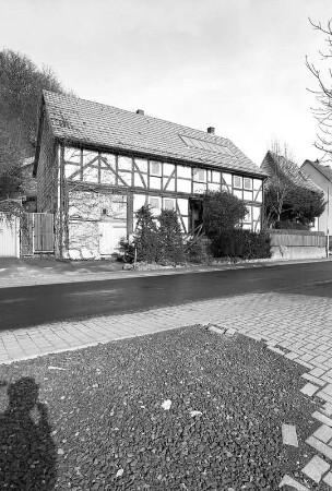 Einhaus; Fuldatal, Friedrich-Engels-Straße 60